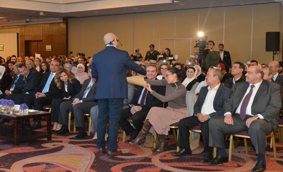 سمو الأميرة غيداء طلال تكرم المؤسسات والمدارس التي تطبّق قانون حظر التدخين في الأماكن العامة