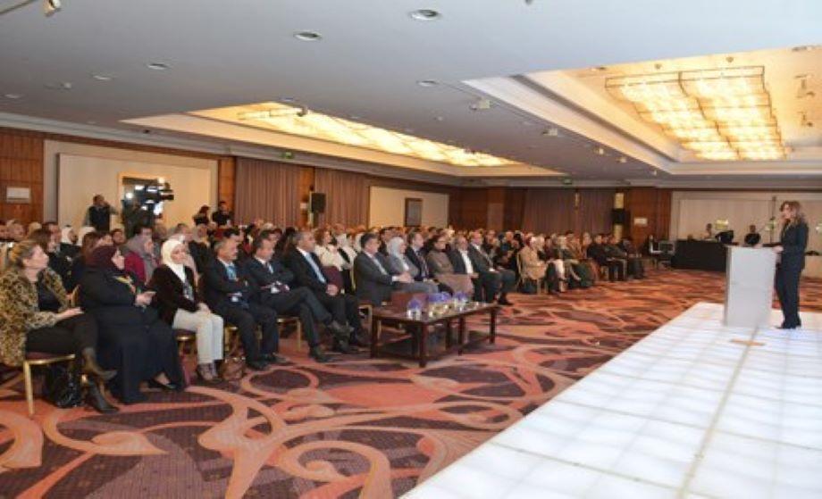 سمو الأميرة غيداء طلال تكرم المؤسسات والمدارس التي تطبّق قانون حظر التدخين في الأماكن العامة