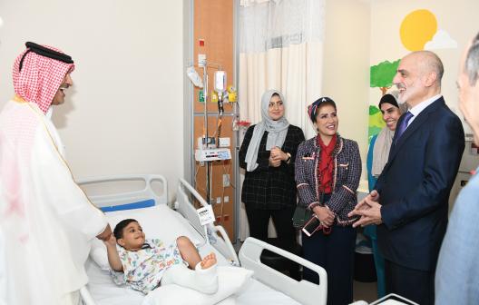 الخطوط الجوية القطرية تفتتح جناحها في مركز الحسين للسرطان